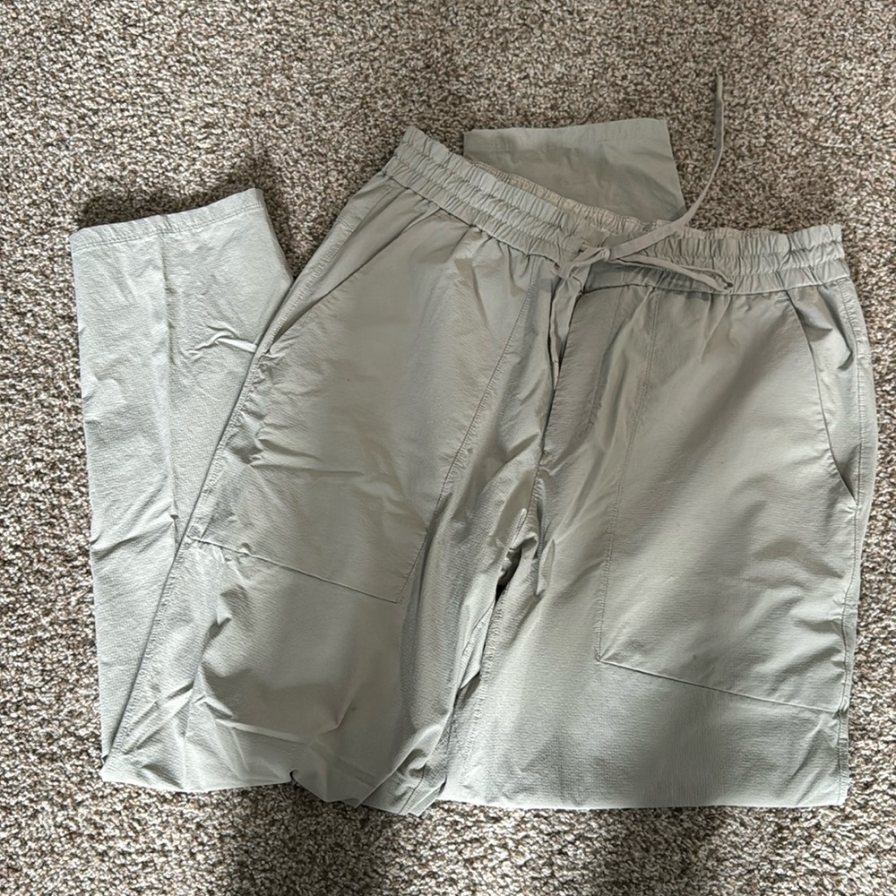 Men’s lululemon pants